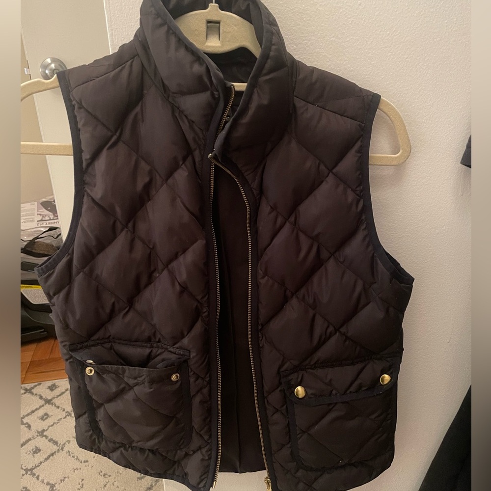 J. Crew black quilted vest. XS